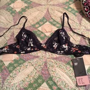 Size 8 H&M wire bra